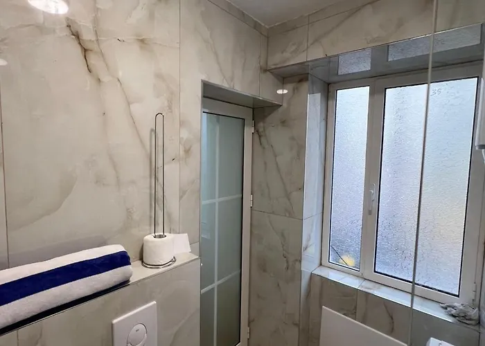 E&b Cosy 6 地拉那